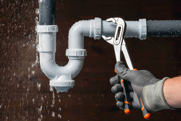 Professional Leak Detection technician working in Broadway, NJ